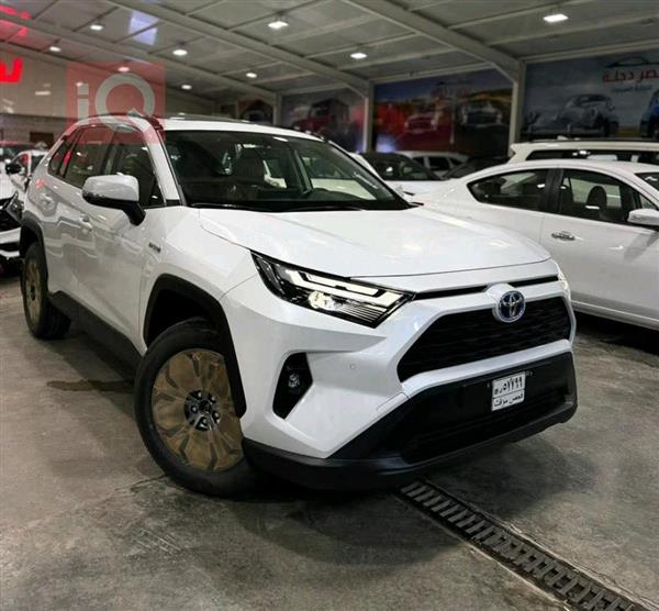 Toyota for sale in Iraq